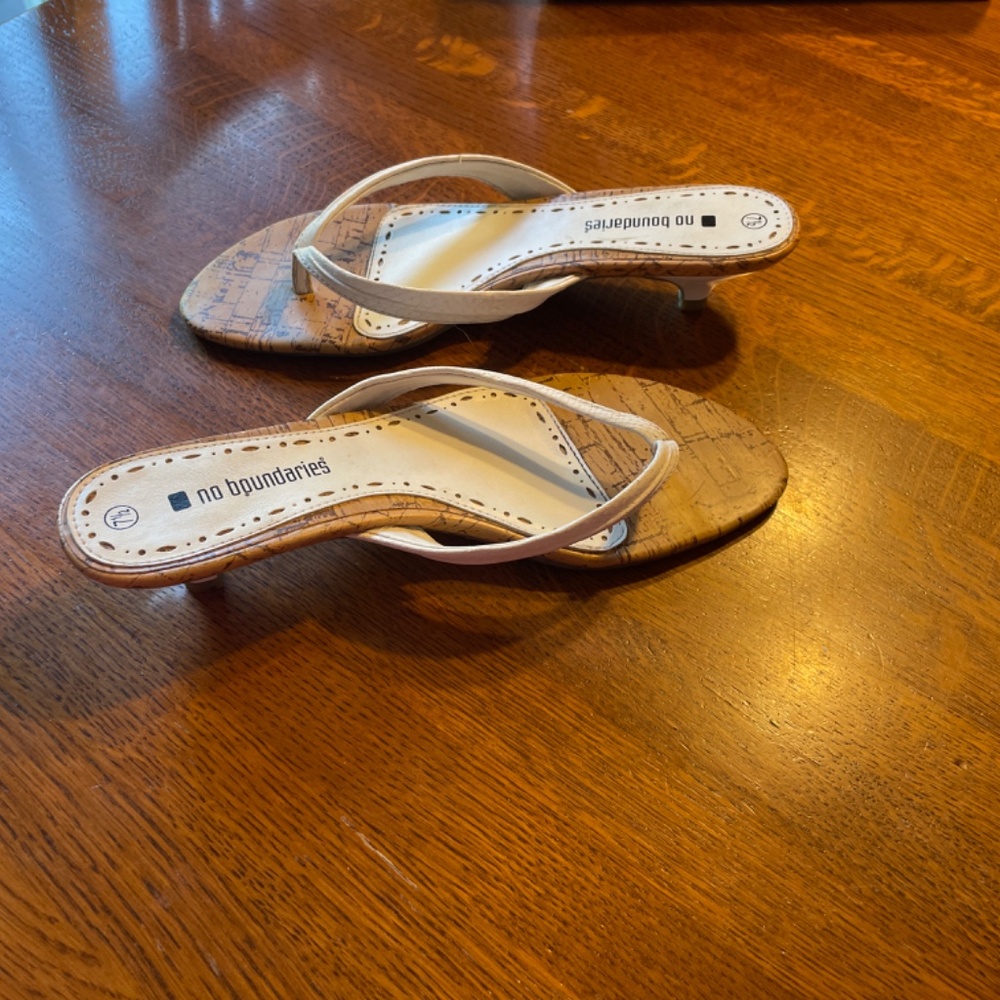 Sandals - Picture 2 of 3